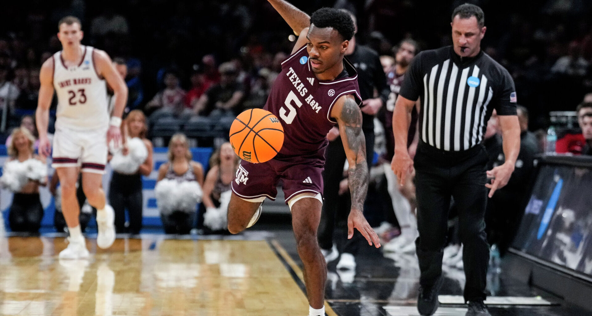 Texas A&M vs Houston basketball time, betting lines