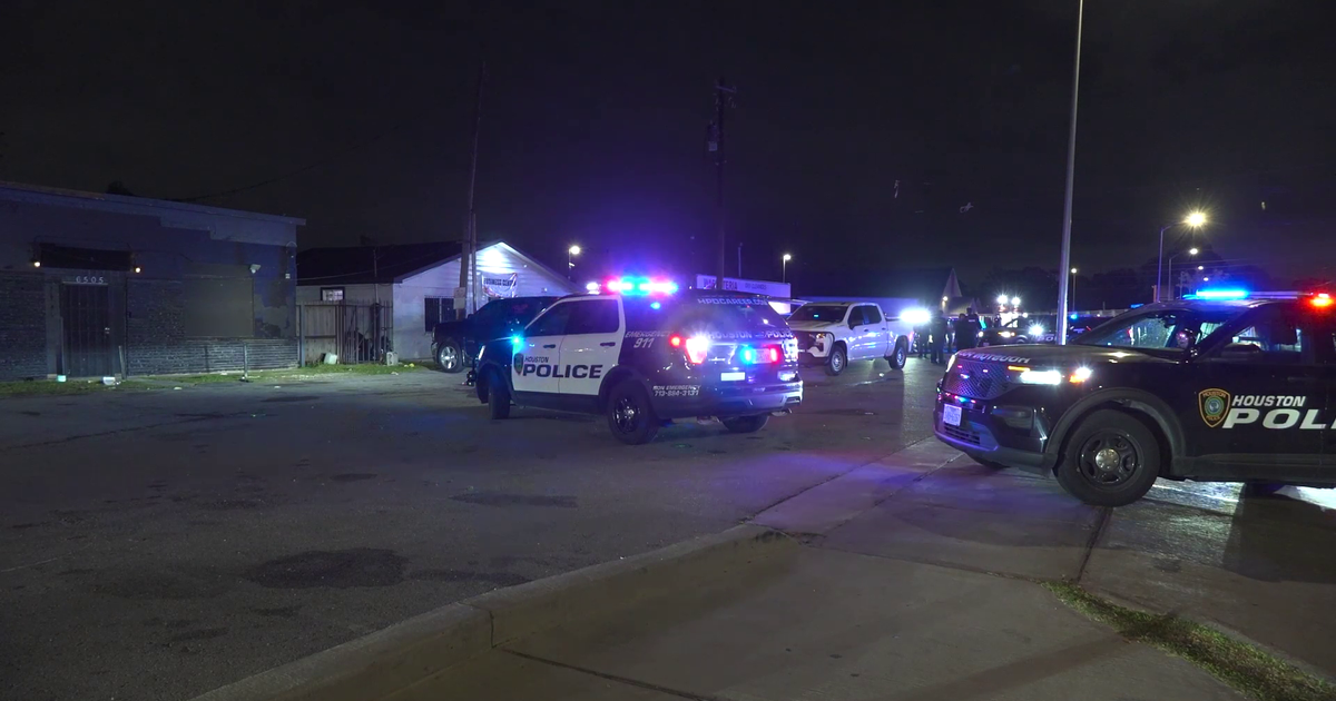 Houston police shut down after-hours club after neighbor complaints