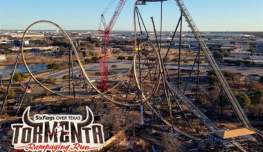 Six Flags Over Texas Completes Vertical Loop on Tormenta Rampaging Run