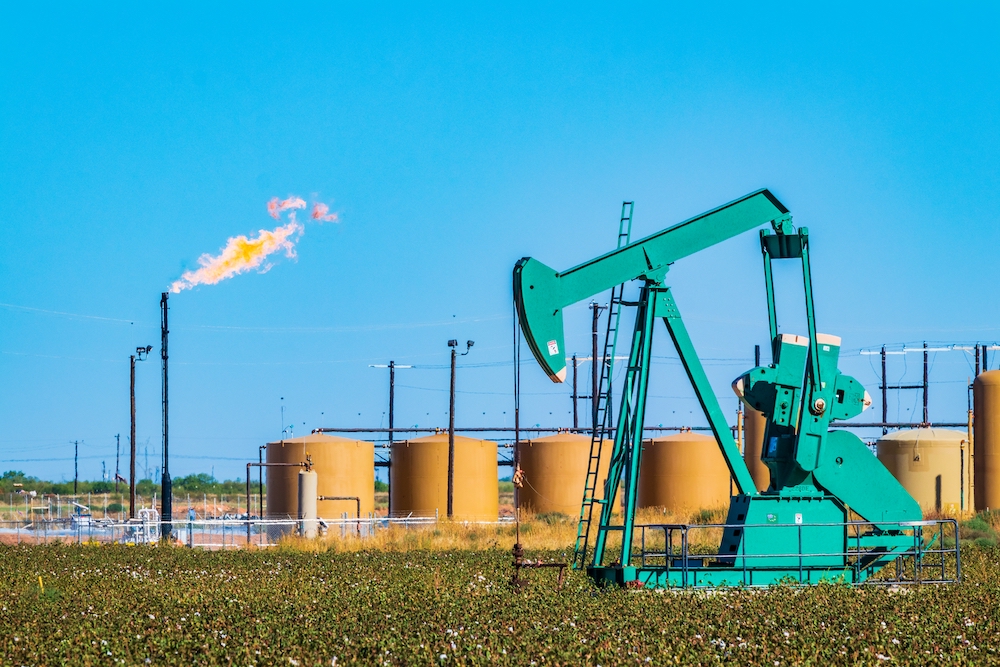 Senator launches investigation into methane pollution in Texas' Permian Basin