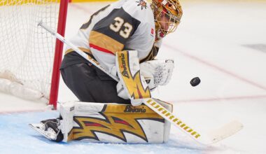 Smith's late goal lifts Vegas past Dallas 3-2 and denies Stars' bid to clinch a playoff berth