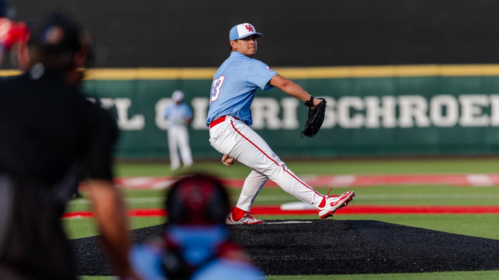 Paul Schmitz pitching