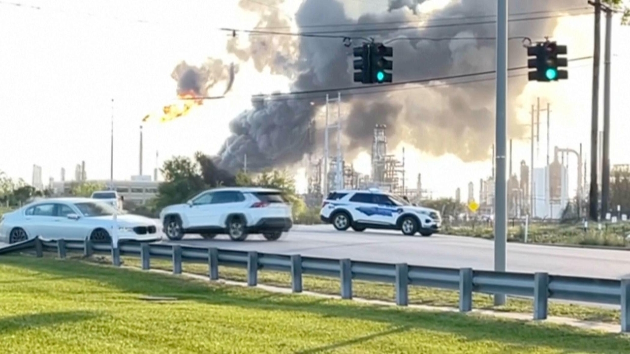 Large oil refinery explosion near Texas coast forces residents to shelter in place