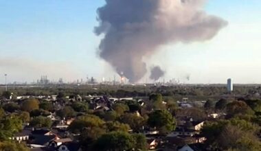 Valero oil refinery explosion in Texas prompts shelter in place