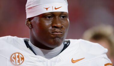 Cowboys' Brian Schottenheimer Meets With 'Splash' Linebacker