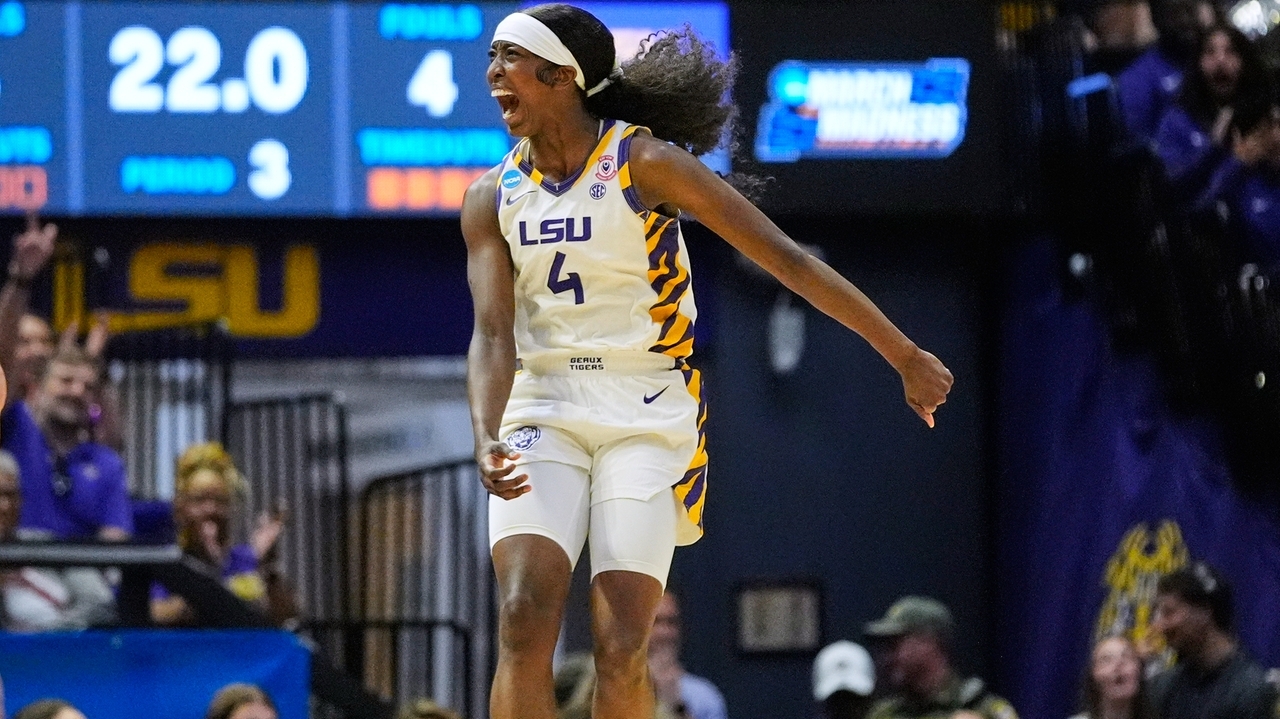 Johnson and Williams help LSU outgun Texas Tech 101-47 in March Madness and set an NCAA record