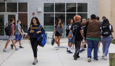 Alamo Heights ISD is working to restore its internet, Gmail