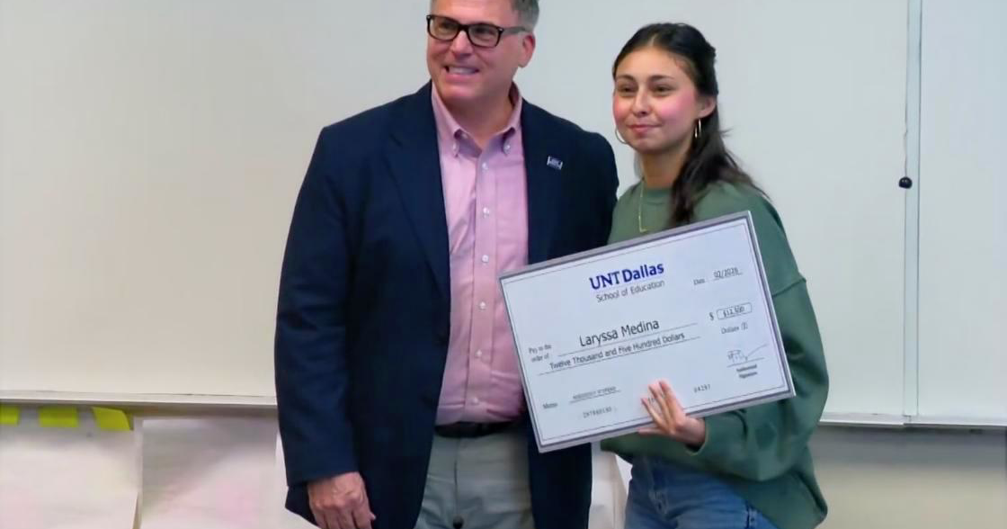North Texas student teachers surprised with $12,500 checks to support unpaid classroom work