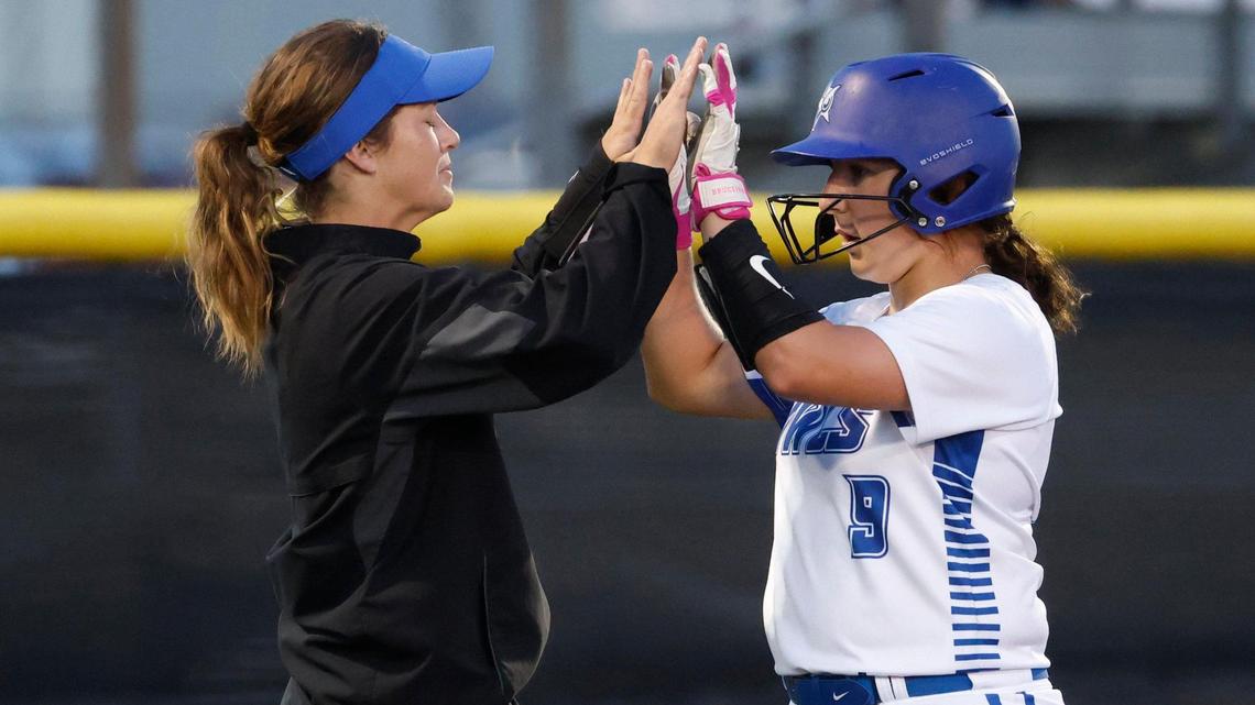 Tuesday softball Fastball: Fort Worth-area coverage, scores