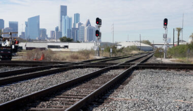Houston awarded $40M to improve railroad crossing safety: TxDOT