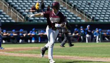 Baseball Bears Renew Rivalry with DBU in Dallas