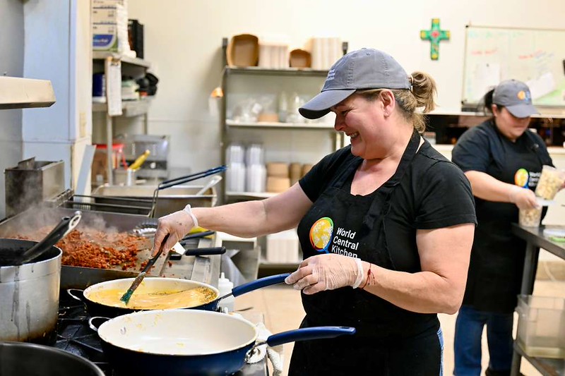 These Houston restaurants provide free meals to unpaid TSA agents