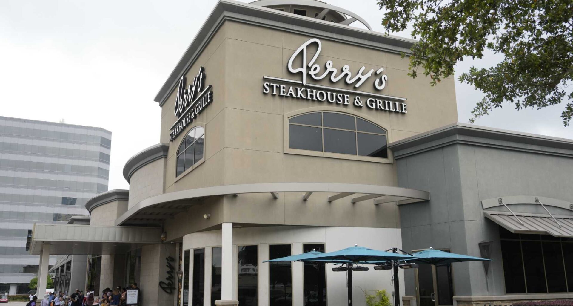 Perry's Steakhouse ordered to pay $21M for illegal tip pooling
