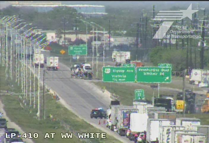 Loop 410 traffic backed up on Southeast Side after collision