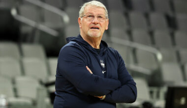 Geno Auriemma remains irritate on NCAA regional format