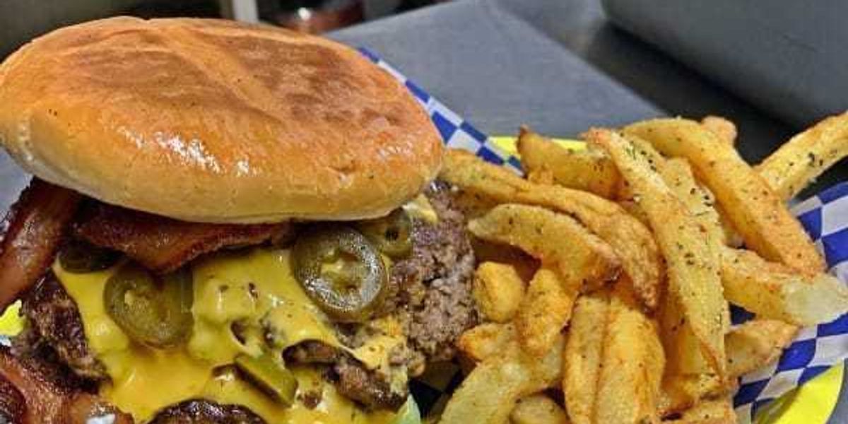 Everybody Loves Raymonds closes & more top San Antonio news