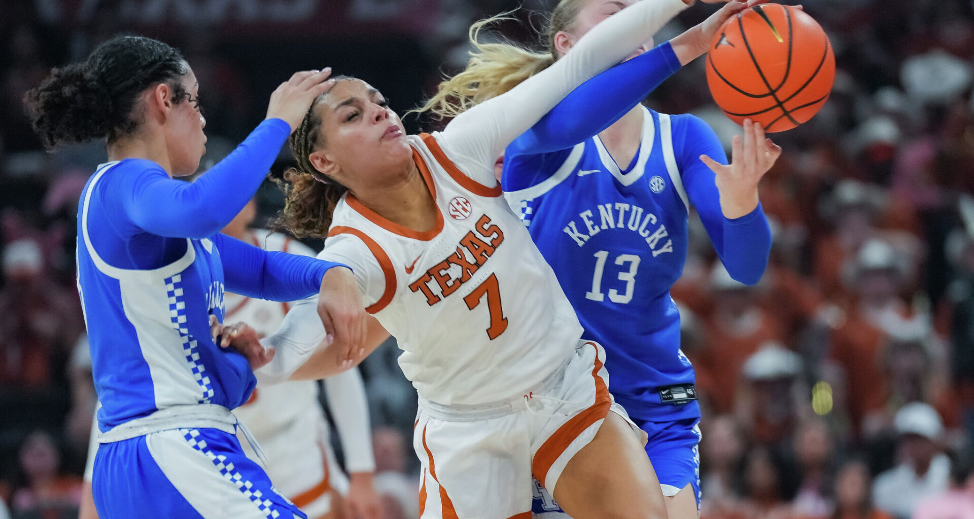 How to watch Texas vs Kentucky basketball, betting odds