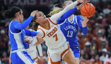 How to watch Texas vs Kentucky basketball, betting odds
