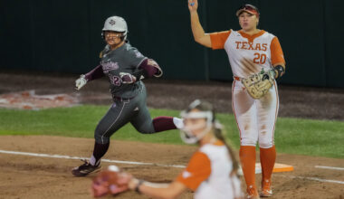 Texas softball vs Texas A&M game score: Longhorns win Game 2