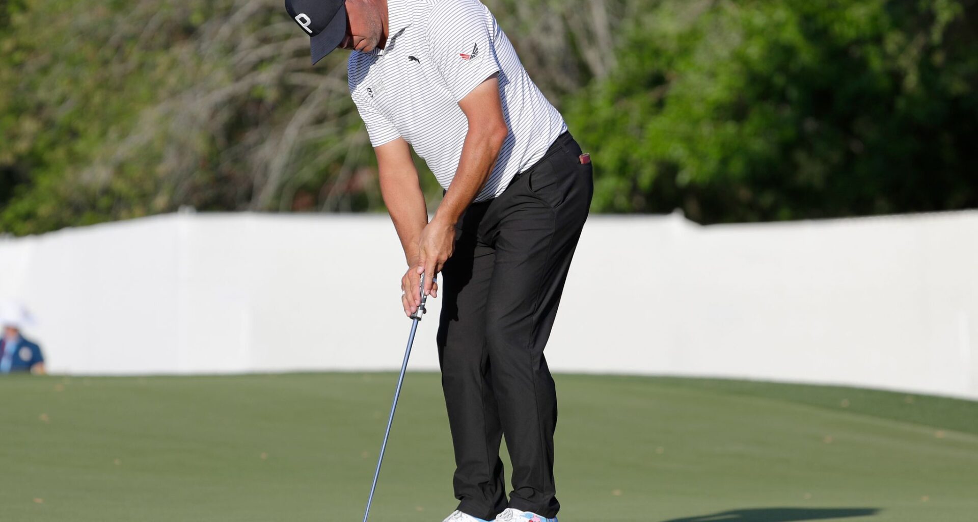 Gary Woodland stays in front in Houston as he goes for 1st win since US Open