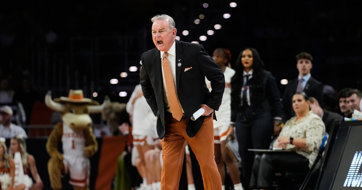 Texas rides historic start past Kentucky, into Elite Eight for 5th time under Vic Schaefer