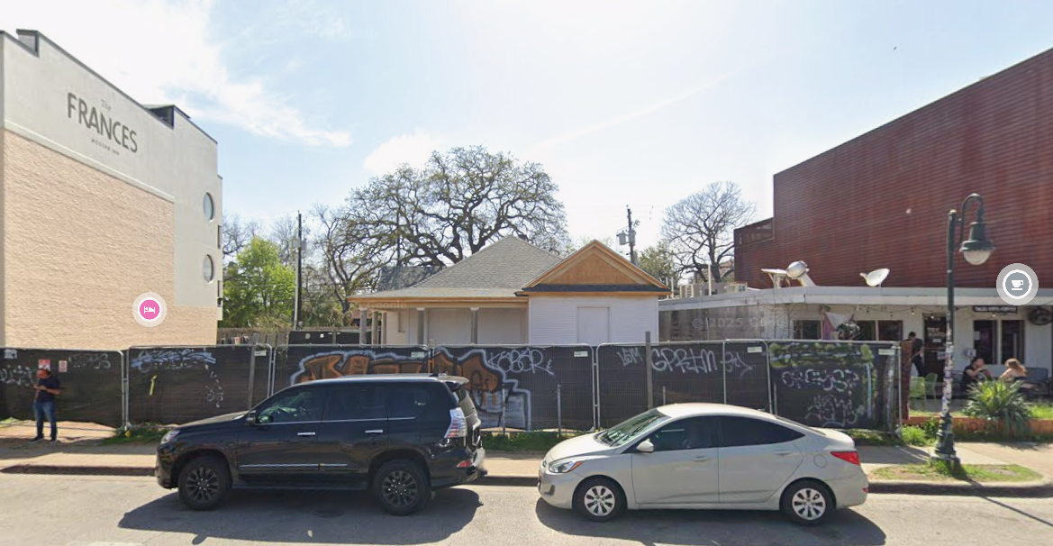 The house at 1119 E 11th Street in Austin that's reportedly slated for a restaurant transformation after sitting vacant for years.