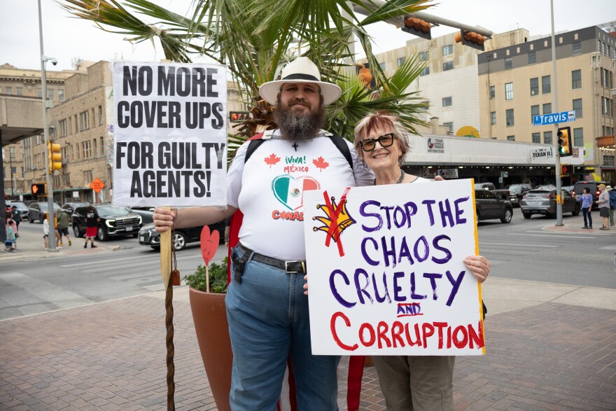 Xavier (left) and Vie Dunn-Harr (right) met at the No Kings protest on March 28, 2026