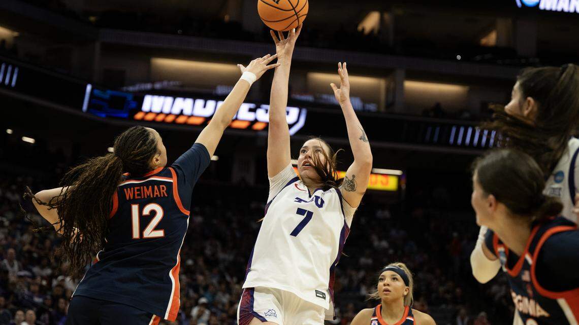 Olivia Miles, Marta Suarez lead TCU to Elite Eight