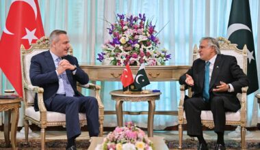 Mediators gather in Pakistan for talks on ending the monthlong Iran war