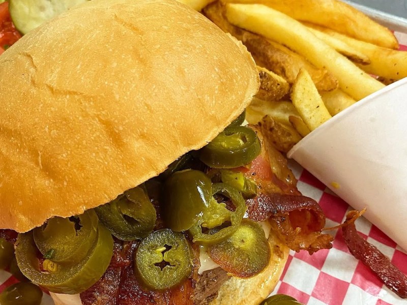 22 San Antonio hamburgers nobody should pass up