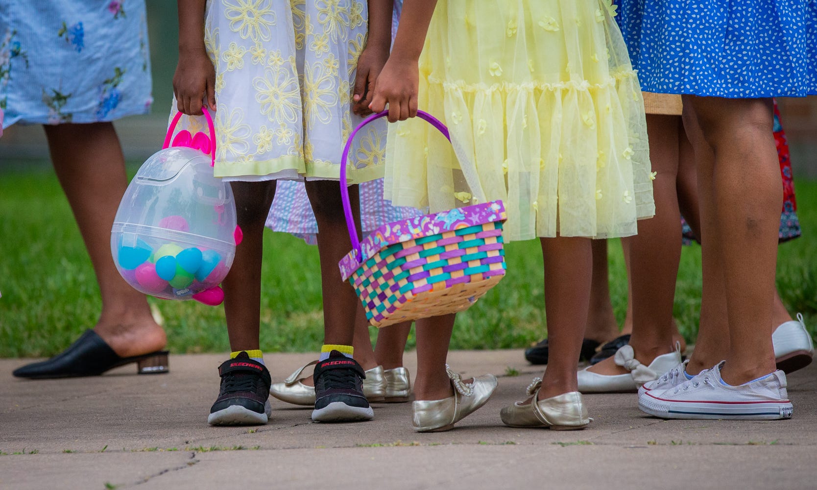 What’s open on Easter 2026? Stores, banks, USPS hours