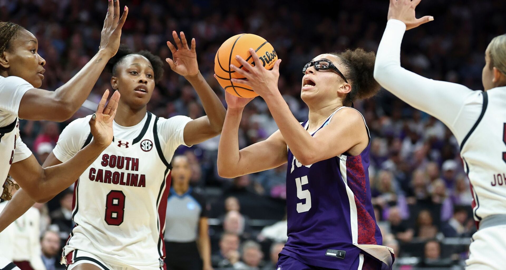 Edwards, Makeer power South Carolina past TCU 78-52 to reach the Final Four