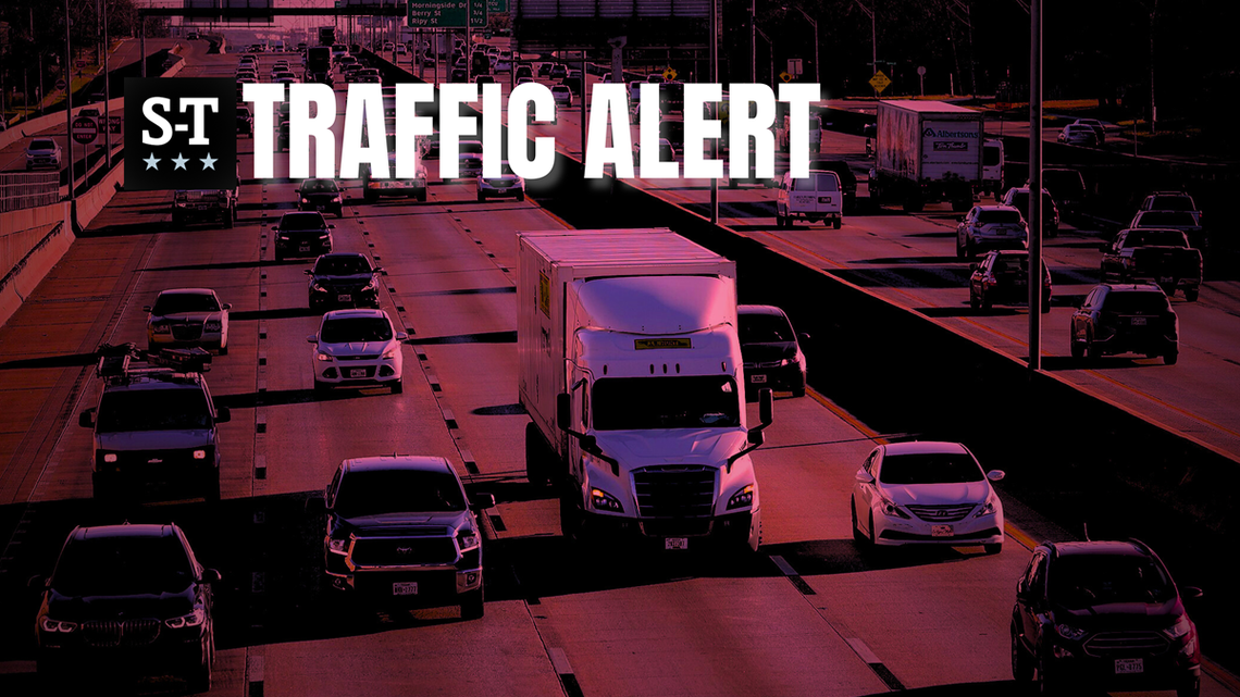 Part of U.S. 287 closed in Fort Worth after fatal crash