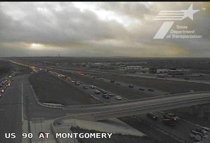 Major crash shuts down Highway 90 traffic