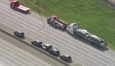 Fort Worth crash involving 18-wheeler shuts down eastbound I-30