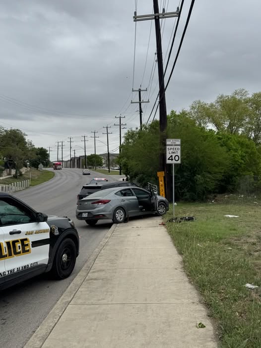 San Antonio robbery turned chase ends with 4 arrests
