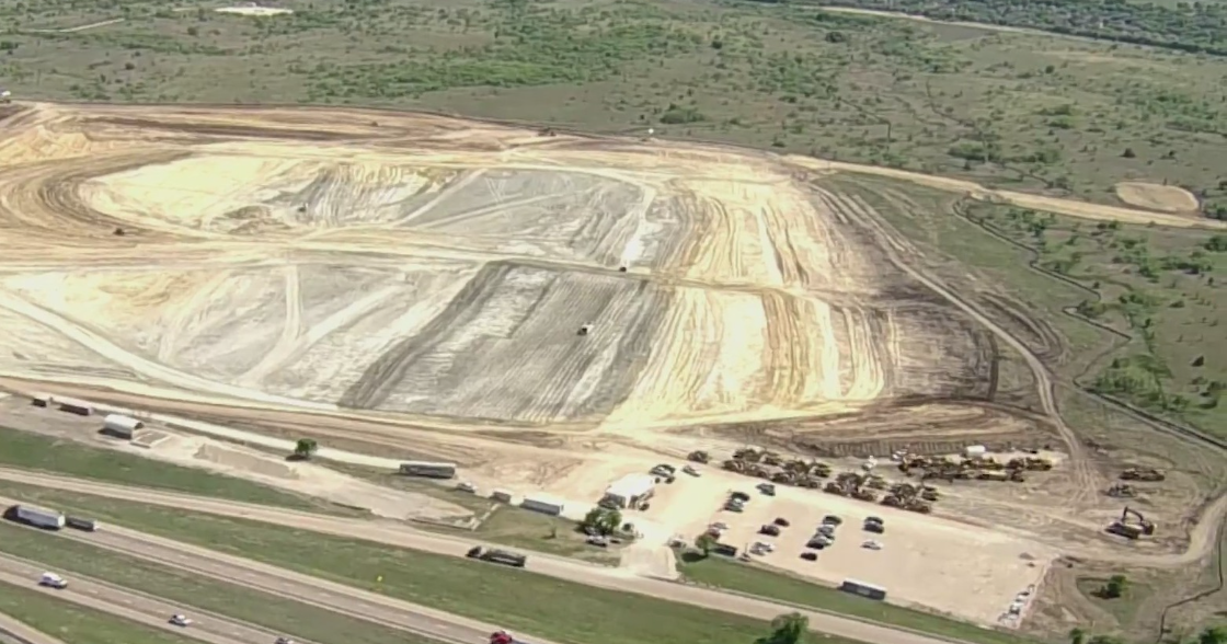 Community pushback pauses Fort Worth vote on tax break for $1.1 billion data‑center project