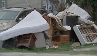City of Houston delays launch of new heavy trash pickup system