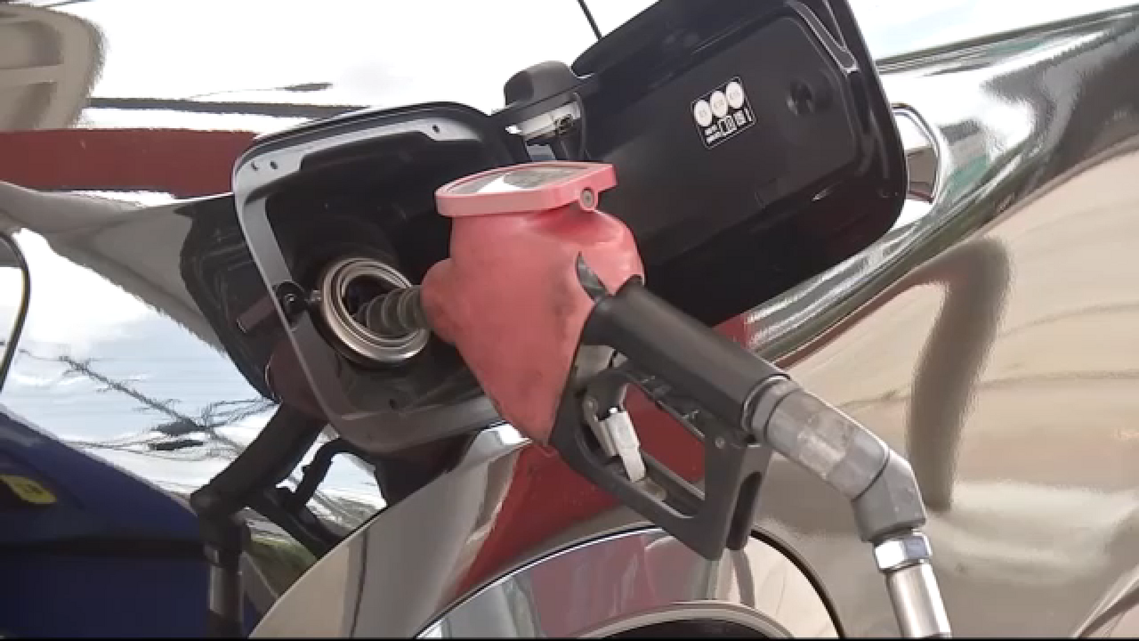 Houston drivers react as gas prices skyrocket due to the war with Iran