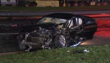 Woman killed, 2 injured in wrong-way crash on Highway 6, Harris County Sheriff's Office says