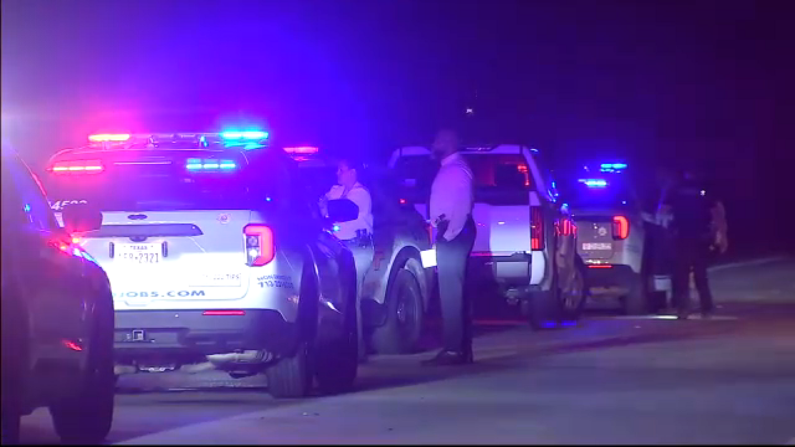 Woman found dead after shooting on Kennings in Crosby area, HCSO says