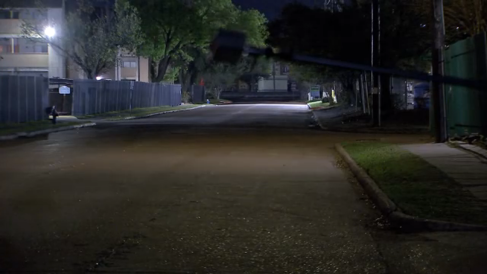 Parking lot attendant shot in the leg during argument at apartment complex near the rodeo, Houston Police Department says