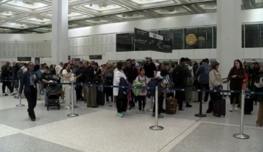 TSA wait times Houston: Bush Airport closes some TSA checkpoints as partial government shutdown drags on