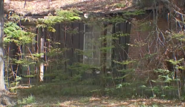 Man accused of shooting at 2 City of Houston code enforcement officers