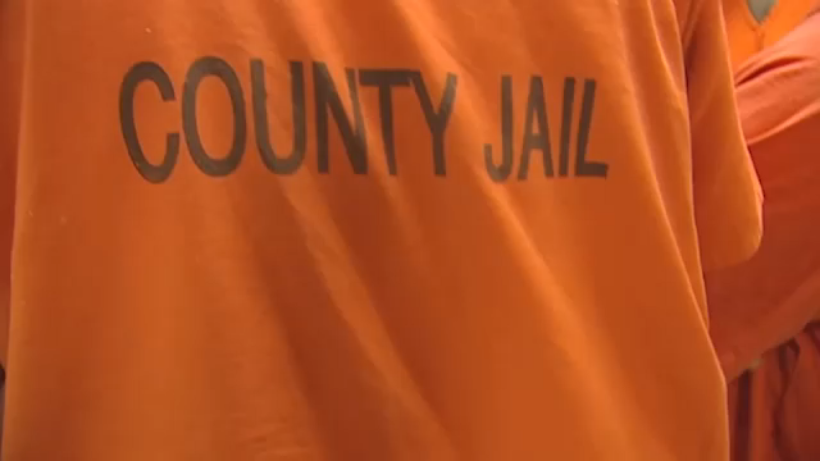 Harris County commissioners approve $38 million contract to outsource inmates to Louisiana