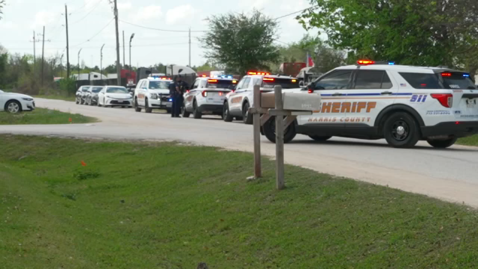 Investigation underway after man shot to death on McAulty Road in north Harris County, HCSO says