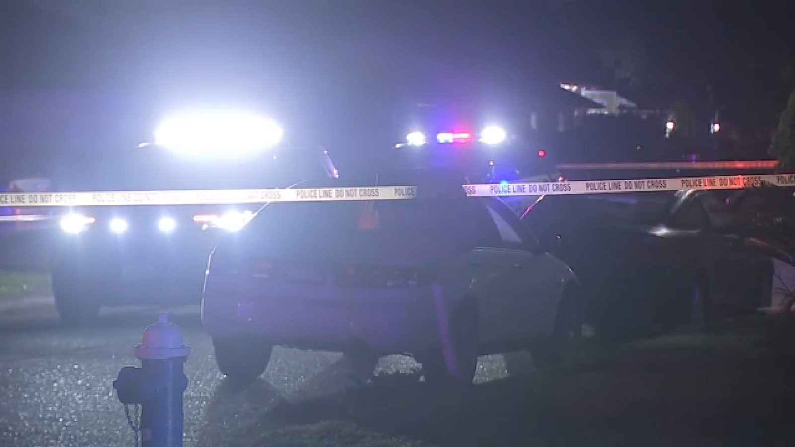 Southwest Houston homeowner shoots man who kicked down his door and forced entry, police say