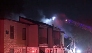 Crews battle large fire at apartment complex on Grow Lane in northwest Houston