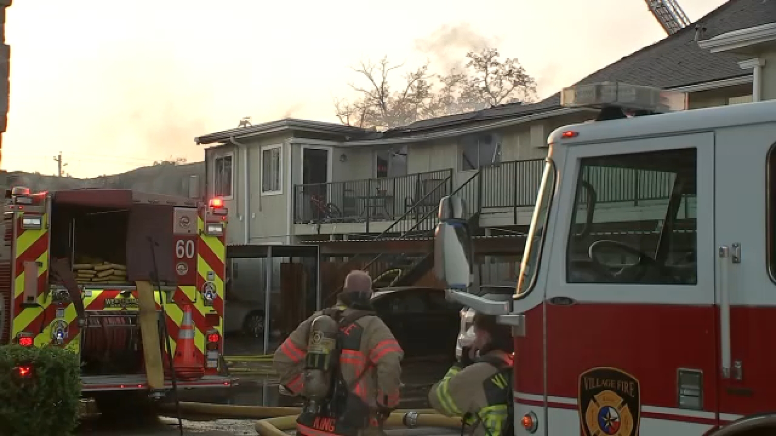 Balcony collapses as dozens of firefighters work on west Houston apartment fire: HFD