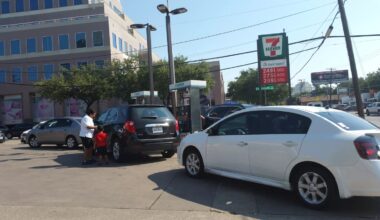 Line of cars at a Dallas gas station